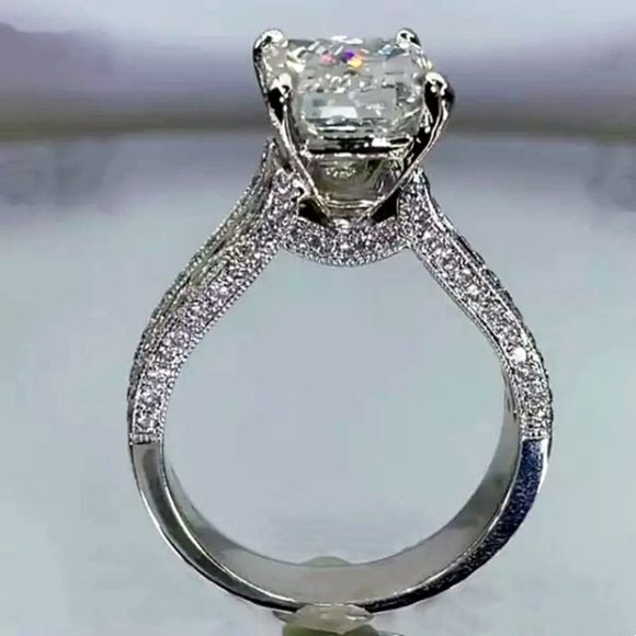 🍁Eternity Band High Quality Prong Set Emerald Cutting CZ Ring, MARR9422 - Picture 1 of 5